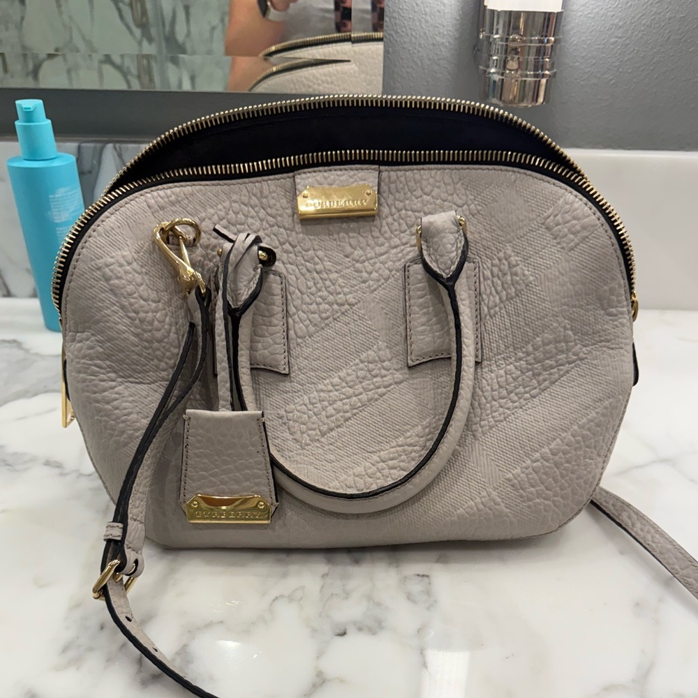 Burberry bag - Picture 5 of 6